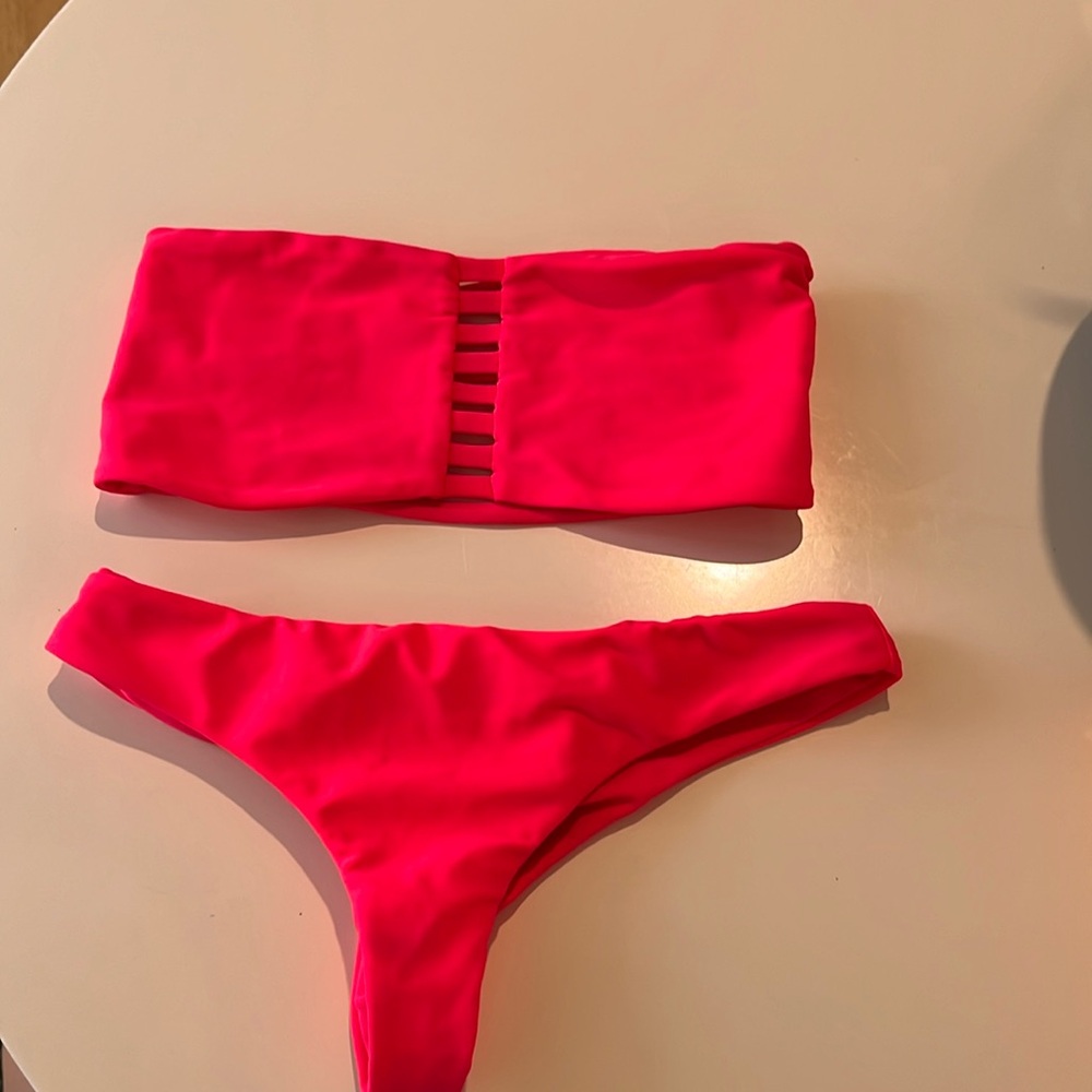 San Lorenzo set